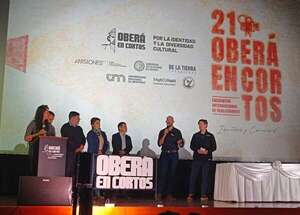 Emotivo homenaje a Amancay Stumpfs en la apertura del 21° Festival Oberá en Cortos - Cine y TV - ABC Color