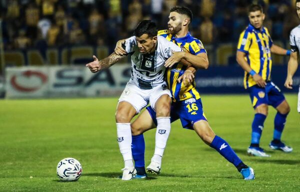 Tacuary y Sportivo Luqueño abren este viernes la Fecha 15 - Unicanal