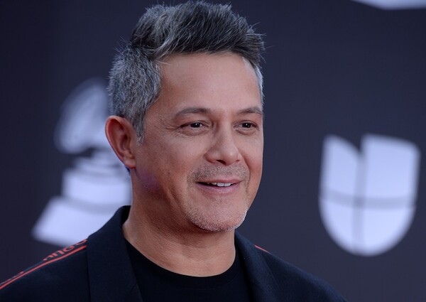 Alejandro Sanz será reconocido con el Premio Billboard a la Trayectoria Artística - La Clave