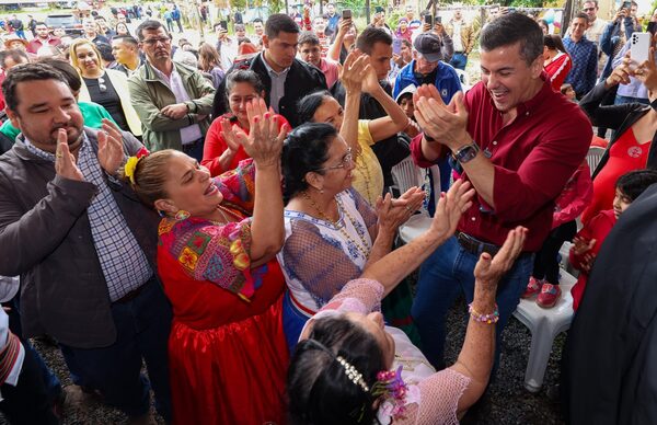 Peña ratifica compromiso de trabajar para mejorar calidad de vida de las familias vulnerables - .::Agencia IP::.