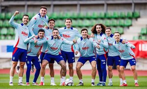 Versus / España afronta doble cita internacional con su columna vertebral en la enfermería