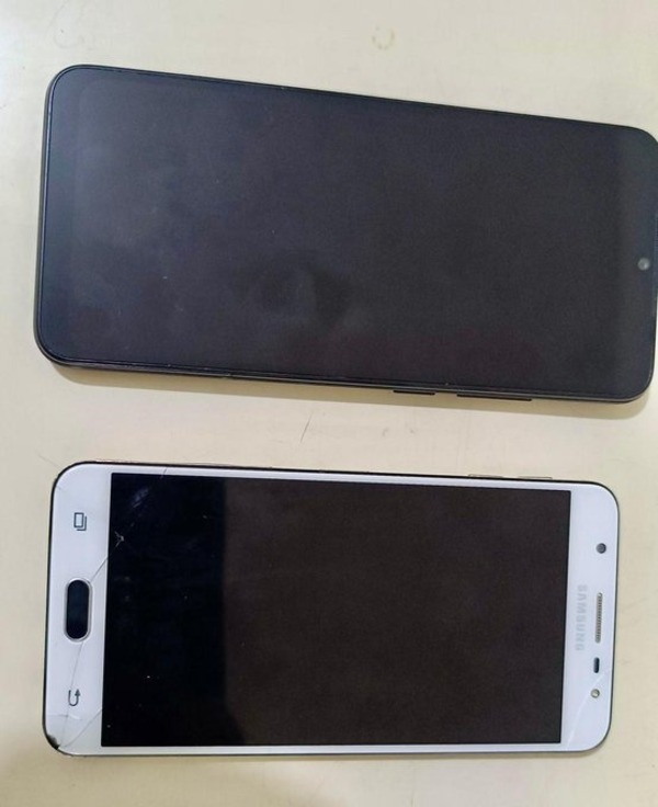 Incautan celulares que eran utilizados por internos de Coronel Oviedo para estafar y extorsionar - ADN Digital