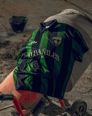 Los albañiles ya tiene su propia camiseta - Polideportivo - ABC Color