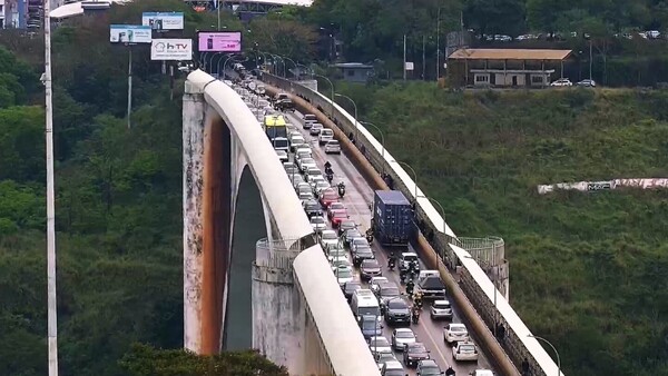 Brasil estudia privatizar los puentes de la Amistad y de la Integración