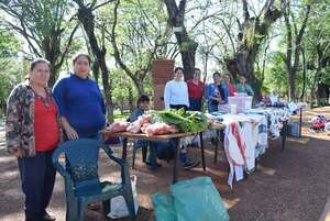 Carapeguá: feria motiva a emprendedoras a transformar su calidad de vida - Nacionales - ABC Color