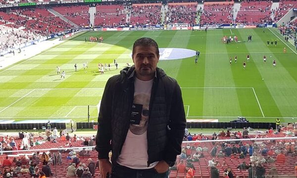 “Toro” Acuña recordó por qué le era fácil trozar en la cancha: “No había VAR”