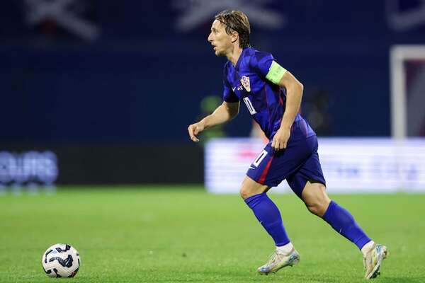 Modric dirige; Matanovic y Kramaric subsanan el error de Sucic - Fútbol Internacional - ABC Color