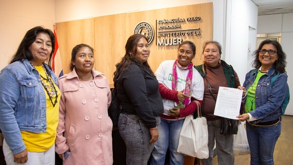 Solicitan al Ministerio de la Mujer una Dirección de Derechos de Mujeres Indígenas
