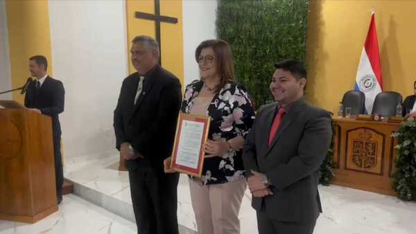 Rinden homenaje a impulsores de la Universidad Nacional de Concepción