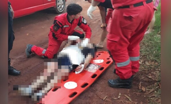 Joven se autoinfligió heridas con un cuchillo