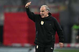 Bielsa responde a las críticas de Luis Suárez - Fútbol Internacional - ABC Color