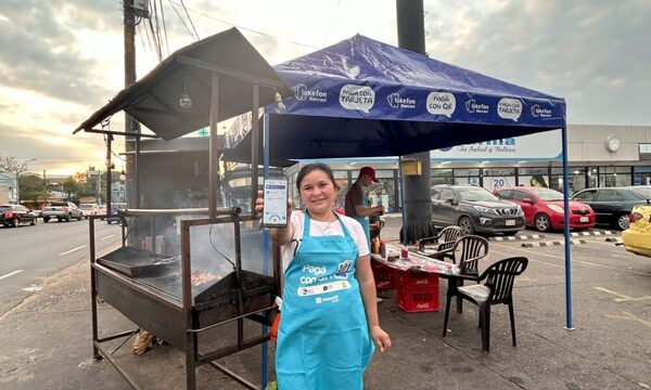 Revolución Tokefon: vende asaditos, cobra con tarjetas y QR