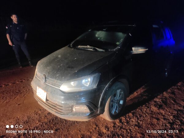 MALVIVIENTES ABANDONARON UN SEGUNDO VEHÍCULO TRAS BALACERA EN CARLOS A. LÓPEZ - Itapúa Noticias