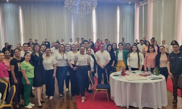 Promueven mejoramiento integral en atención a niños y adolescentes