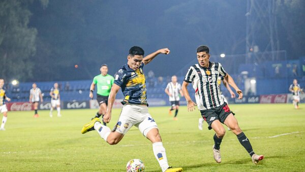 Trinidense y Libertad por escalar posiciones