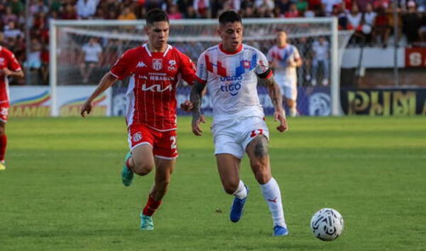 Cerro Porteño recibe la visita del Rojo Mallorquín - trece
