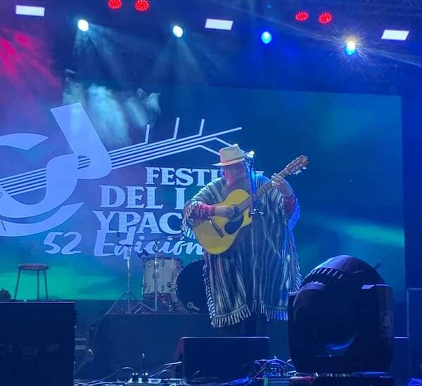 Francisco Russo y la Orquesta Sinfónica Demetrio Ortiz triunfan en el Festival del Lago - Música - ABC Color