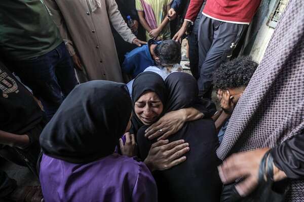 Diez muertos en ataque israelí contra un centro de distribución de ayuda en Gaza - Mundo - ABC Color
