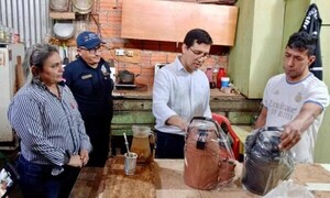 Internos de penitenciaría de Ciudad del Este fabricarán mesas y pupitres para escuelas del departamento – Prensa 5