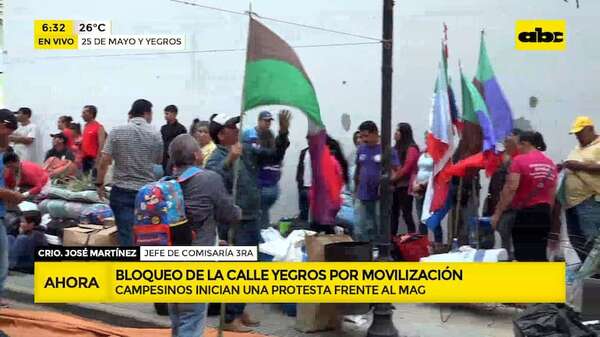 Video: Campesinos se movilizan frente al MAG en reclamo de reivindicaciones - ABC Noticias - ABC Color