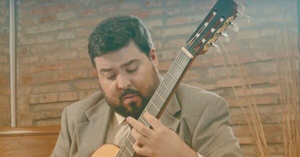 La Nación / Javier Acosta Giangreco lanza “India”