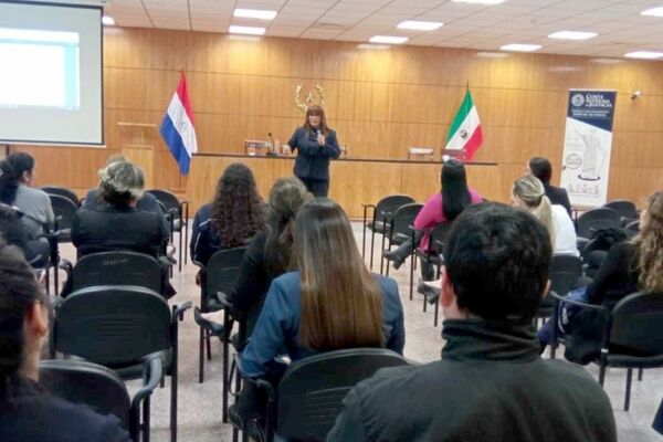 Culminó módulo X del Diplomado Especializado en Niñez y Adolescencia en Encarnación