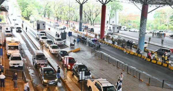 Diario HOY | Incertidumbre tras anuncio de Brasil de inminente cobro de peaje en puentes con Paraguay