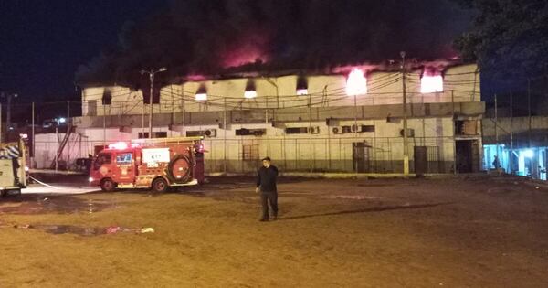 La Nación / Penal de CDE: tras pericia de pabellón incendiado se harían traslados