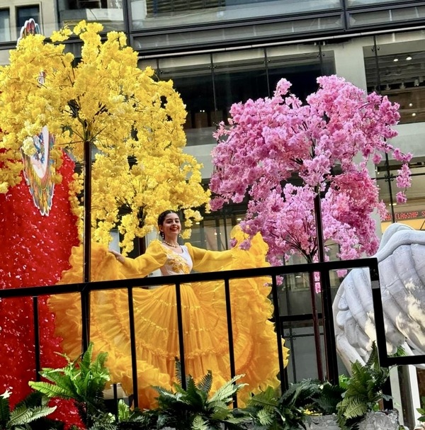 With pride and tradition, Paraguay made its presence felt at the Hispanic Day Parade in New York - .::Agencia IP::.