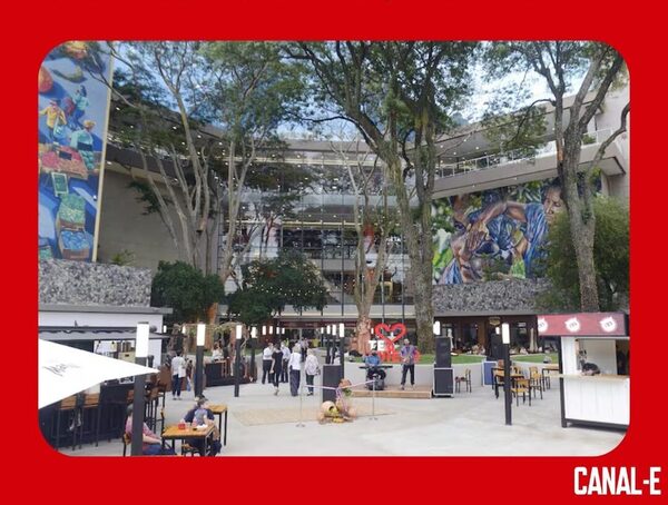 SHOPPING COBRA A TRABAJADORES POR ESTAR EN LUGAR PÚBLICO, DENUNCIAN