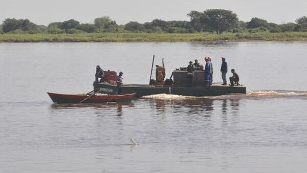 Río Paraguay gana centímetros en la última semana por las lluvias, pero crisis continúa