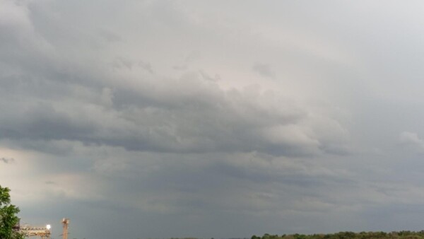 Hay 12 departamentos bajo alerta de tormentas para esta tarde, señala Meteorología