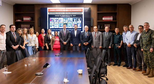 Gobierno anuncia recompensa de G. 7.000 millones por información de miembros del EPP - Noticiero Paraguay
