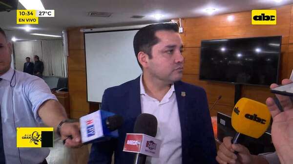 El cartismo se afianza en la Junta Municipal de Asunción  - ABC Noticias - ABC Color