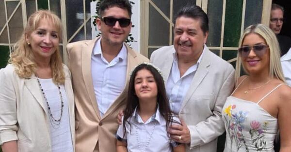 Diario HOY | Primera comunión de Ana Sofía, la hija de Junior Rodríguez