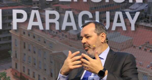 La Nación / Indicadores financieros tienen solvencia por encima de estándares internacionales, dice BCP