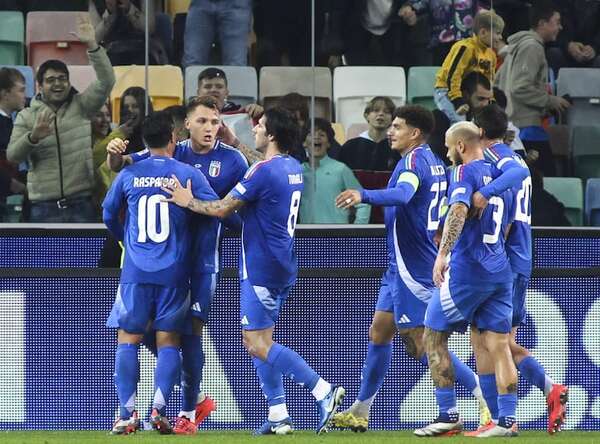 Italia domina a Israel y se acerca a cuartos de Liga de Naciones - Fútbol Internacional - ABC Color