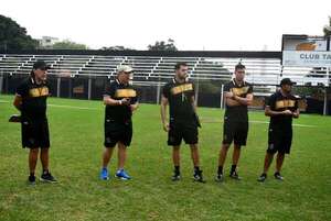 Robert Pereira ya no es el técnico de Tacuary - Fútbol - ABC Color