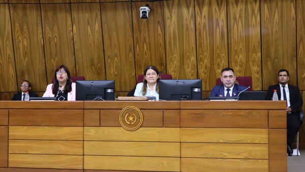 La UNA solicitó adicional de USD 99 millones para salarios e inversión