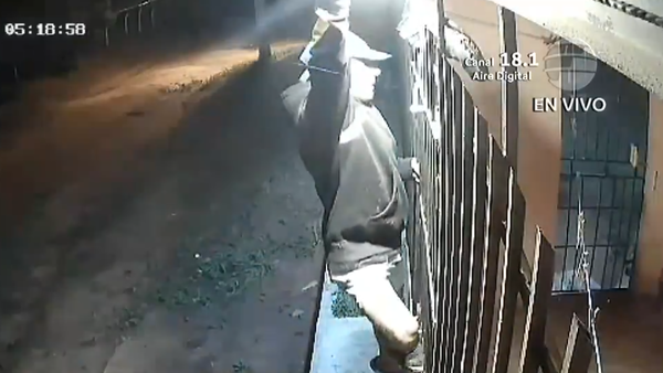 Barrio de Ypané está a oscuras ante permanente robo de focos por parte de adictos