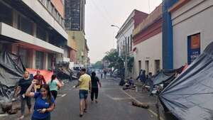 Atención: calles cerradas y protestas en el microcentro de Asunción - Nacionales - ABC Color