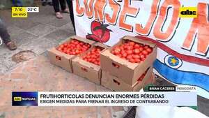 Video: Vendedores denuncian enormes perdidas debido al contrabando  - ABC Noticias - ABC Color
