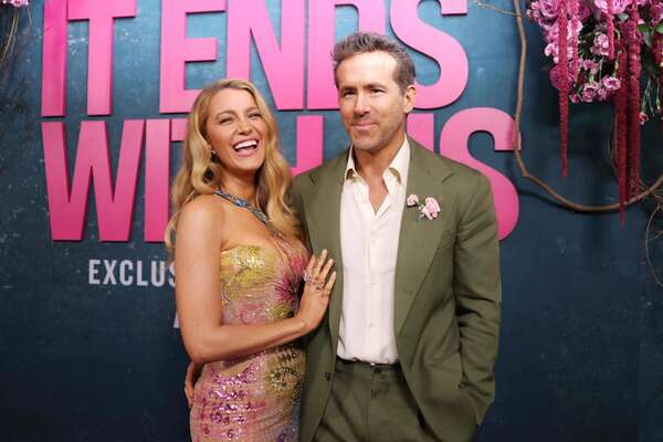Blake Lively y Ryan Reynolds donaron un millón de dólares para ayudar a víctimas de los huracanes - Gente - ABC Color