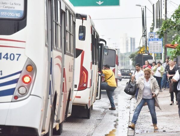 Reforma del transporte incluirá separación de contratos y unidades funcionales · Radio Monumental 1080 AM