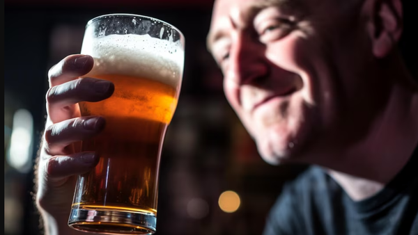 Tomar alcohol, aunque sea poquitito, puede ser perjucidial para la salud, advierten