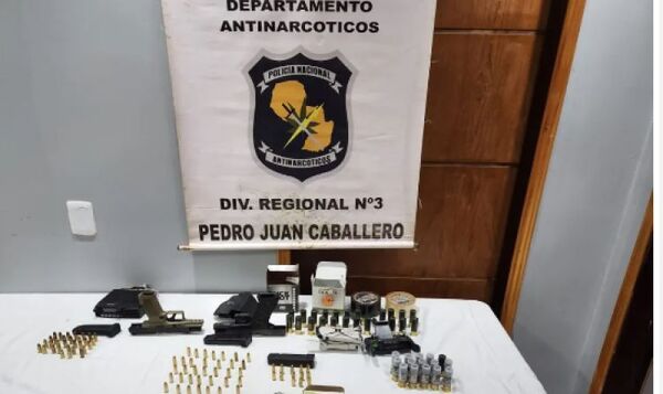 Incautación de Armas en Jardín Aurora: Un Operativo Antinarcóticos