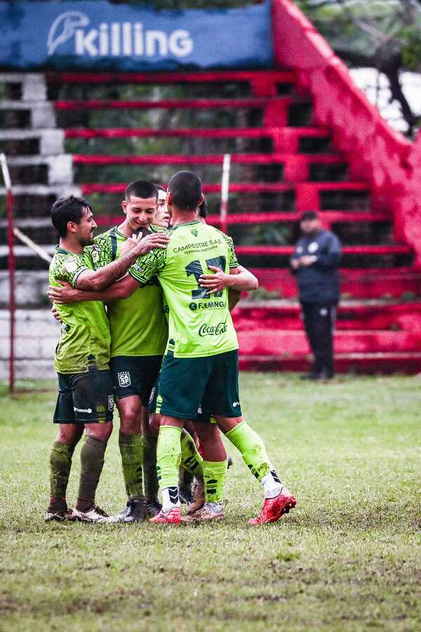 El rojo esteño cerró con triunfo su participación en Intermedia - La Clave