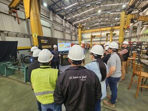 H. Petersen realizó una jornada sobre soporte al producto con sus clientes - Amigo Camionero