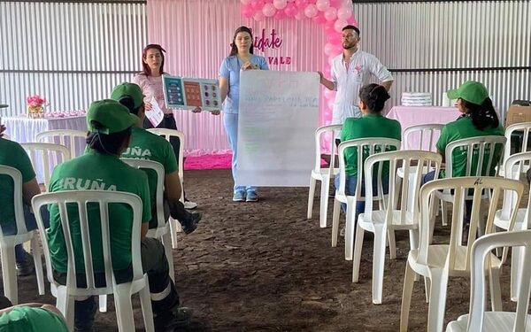 Testimonio de vida inspira a mujeres de Raúl Peña a realizar controles mamarios