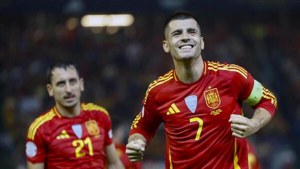 España exhibe buen fútbol y avanza en la Liga de Naciones
